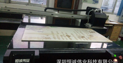 UV平板打印機(jī)加工超大型產(chǎn)品怎樣算價(jià)格？